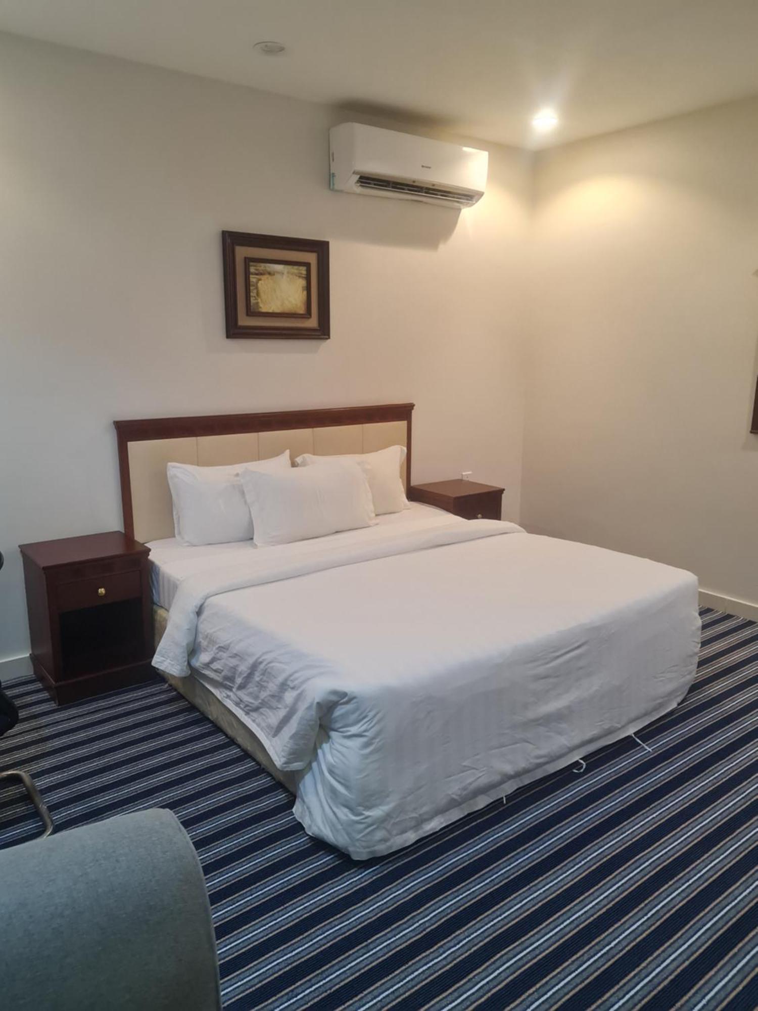 Makarim Palm Hotel Rabigh Exterior photo
